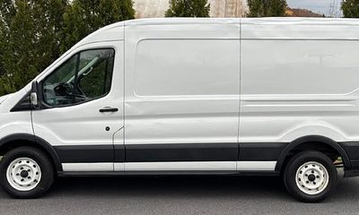 2019 Ford Transit 150 Medium Roof