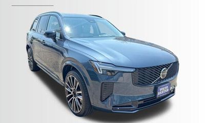 2026 Volvo XC90 Ultra Dark