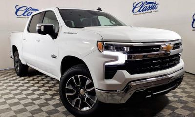 2026 Chevrolet Silverado LT