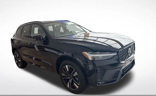 2026 Volvo XC60 Plus Dark