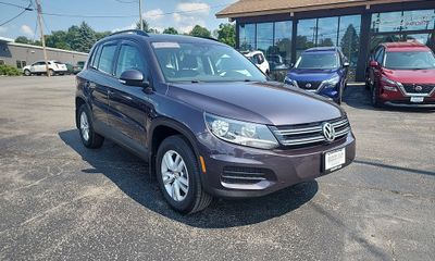2016 Volkswagen Tiguan 4Motion S R