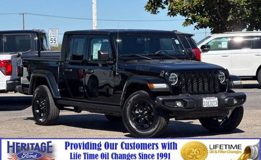2022 Jeep Gladiator Sport