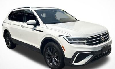 2022 Volkswagen Tiguan 4MOTION SE