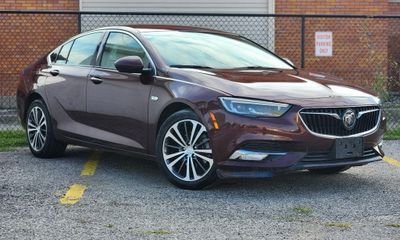 2018 Buick Regal Essence