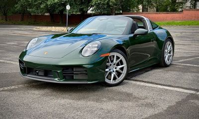 2026 Porsche 911 Targa 4S