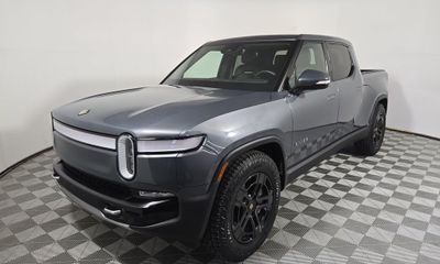 2023 Rivian R1T Adventure