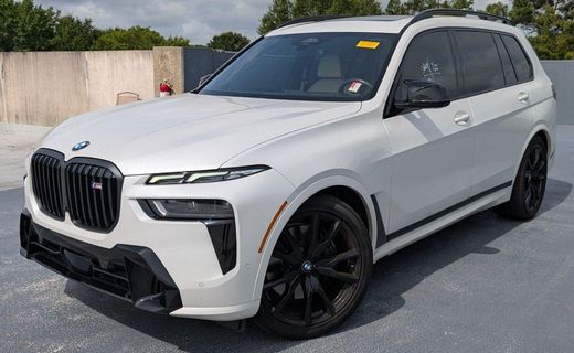 2024 BMW X7 M60I