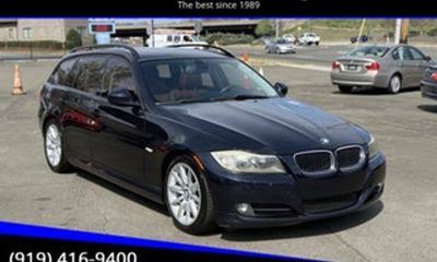2010 Volvo V70 32
