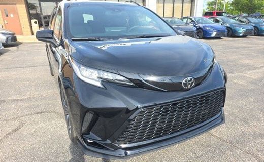 2026 Toyota Sienna XSE