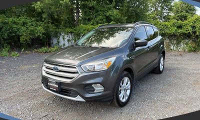 2018 Ford Escape SE