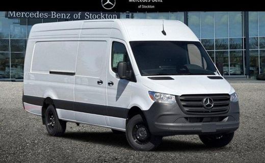 2026 Mercedes-Benz Sprinter 907