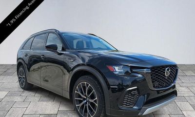 2025 Mazda CX-70 Premium Package