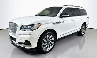 2023 Lincoln Navigator Reserve
