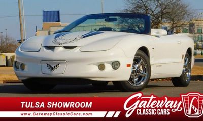 2002 Pontiac Firebird Base