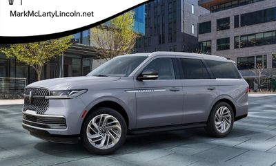 2027 Lincoln Navigator Premiere