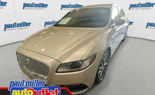 2017 Lincoln Continental Select