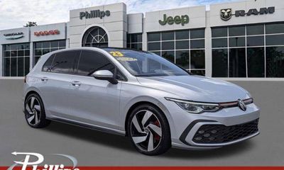 2023 Volkswagen Golf GTI Autobahn
