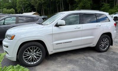2017 Jeep Grand Cherokee Summit