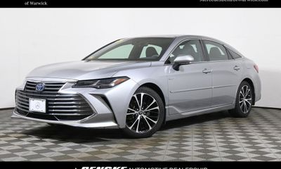 2019 Toyota Avalon Hybrid XLE XSE