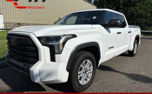2022 Toyota Tundra SR5