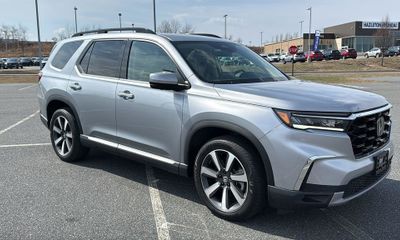 2023 Honda Pilot Elite