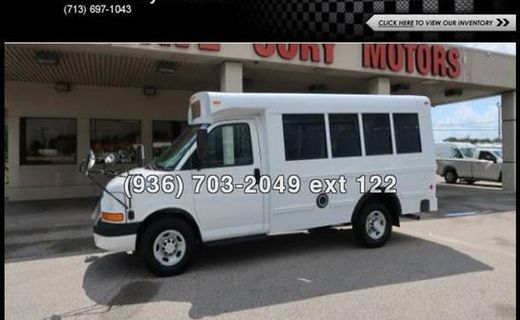 2014 Chevrolet Express 3500 Cutaway 139