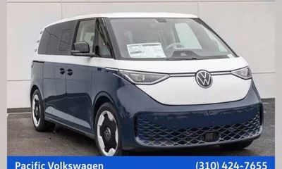 2025 Volkswagen ID Buzz Pro S Plus