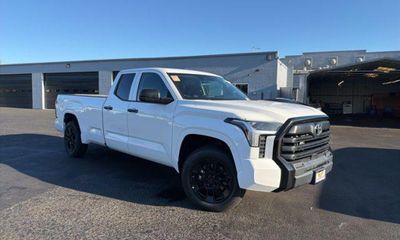 2023 Toyota Tundra SR
