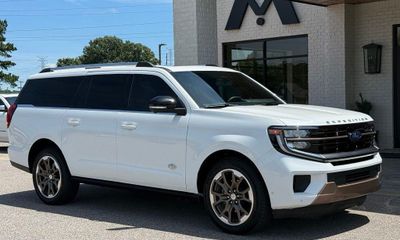2025 Ford Expedition MAX King Ranch