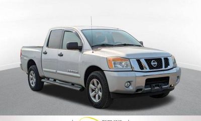 2013 Nissan Titan SV