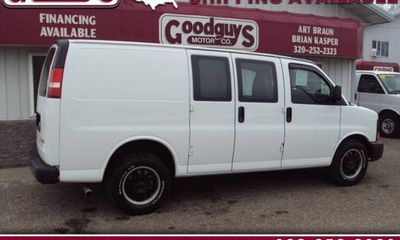 2012 GMC Savana Base