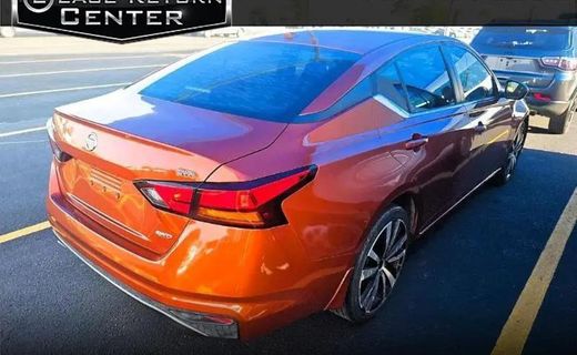 2019 Nissan Altima SR