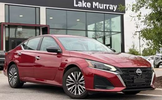 2025 Nissan Altima SV