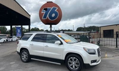 2015 GMC Acadia SLT 1
