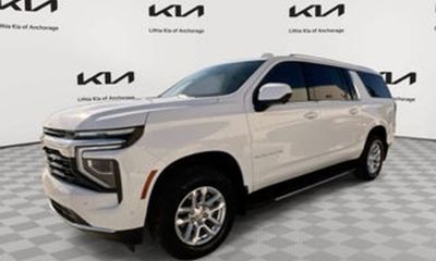 2024 Chevrolet Suburban LS