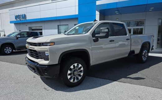 2026 Chevrolet Silverado HD Custom