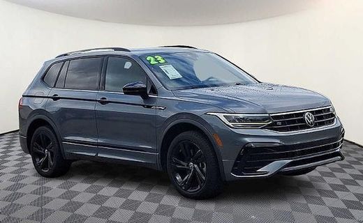2023 Volkswagen Tiguan 4MOTION SE Black