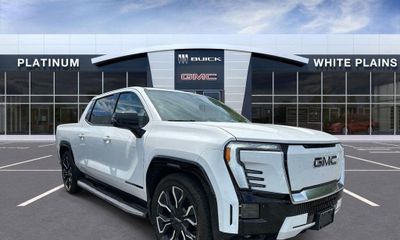 2025 GMC Sierra Denali