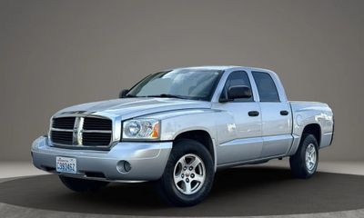 2006 Dodge Dakota SLT