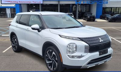 2024 Mitsubishi Outlander