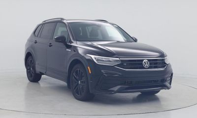 2022 Volkswagen Tiguan SE R Line