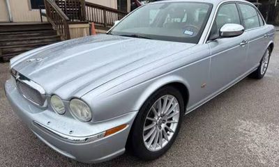 2006 Jaguar XJ VDP Super V8