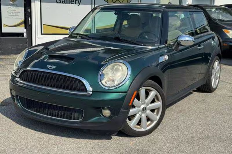 2009 Mini Cooper — a typically priced live listing