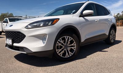 2022 Ford Escape SEL