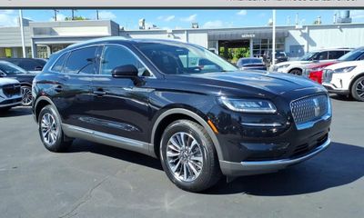 2023 Lincoln Nautilus Standard