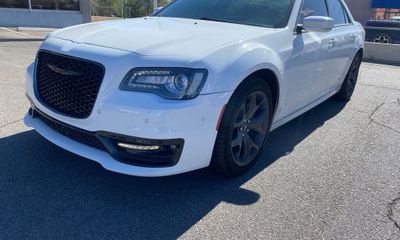 2023 Chrysler 300 300S