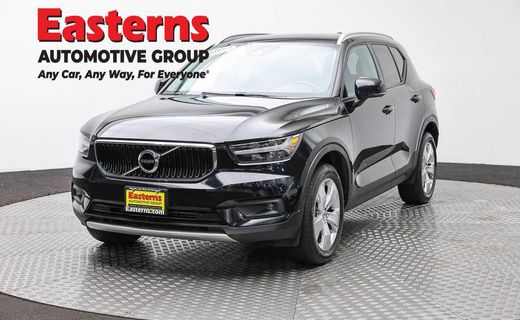 2022 Volvo XC40 Momentum Excl S60