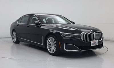 2020 BMW 745E xDrive