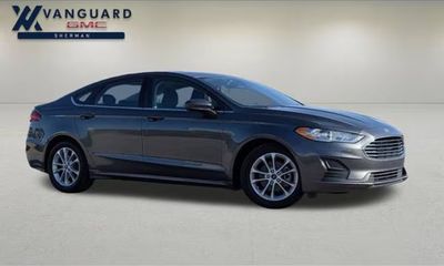 2020 Ford Fusion SE