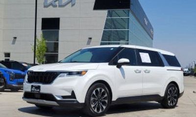 2023 Kia Carnival
